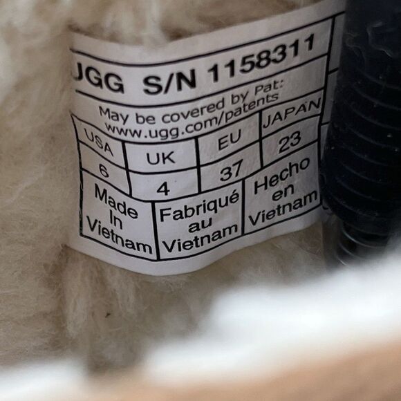 UGG Women’s Size 6 US Classic Ultra Mini New Heights Chestnut Boots NEW - Picture 9 of 10